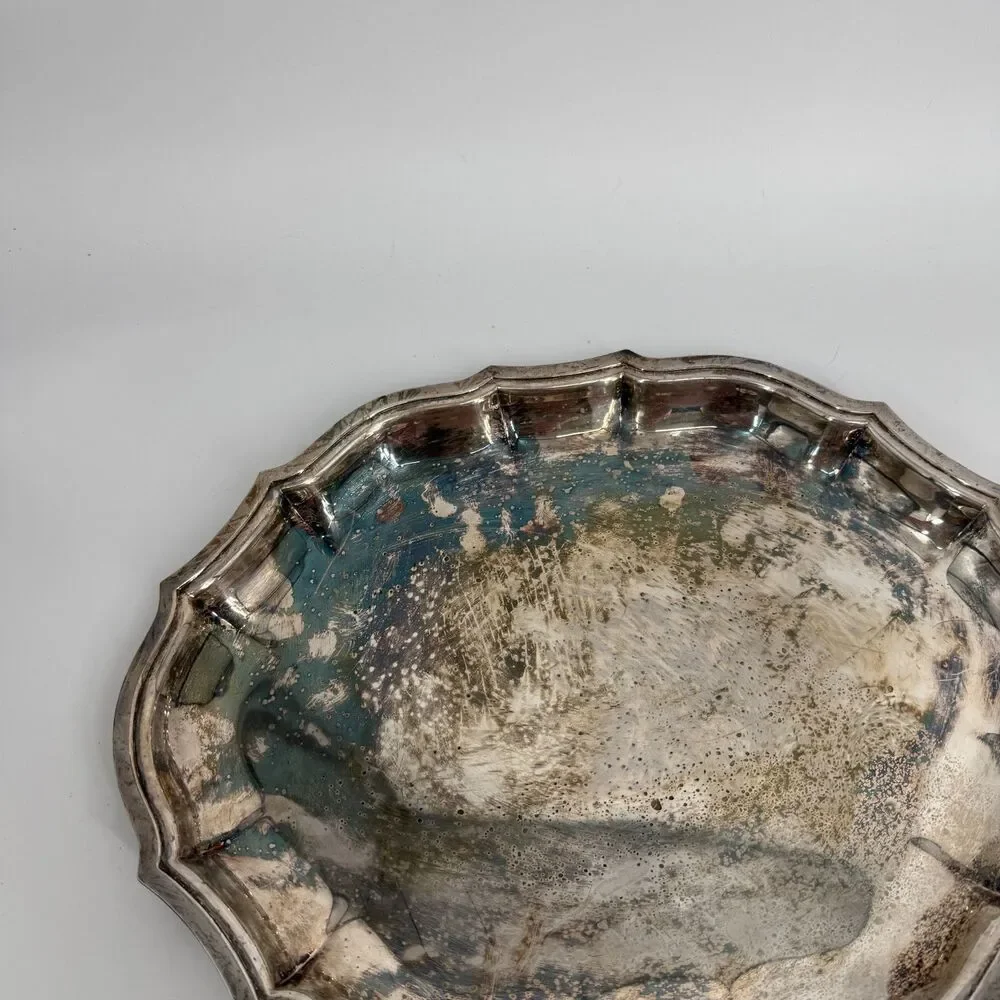 Vintage International Silver Co. Chippendale Scalloped Serving Tray 14'' Silver